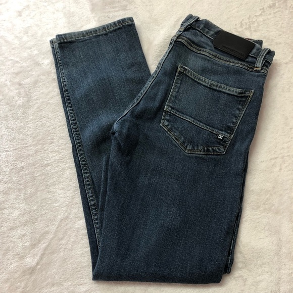 DC Shoe Co Dark Wash Straight Jeans 28 - Picture 1 of 13
